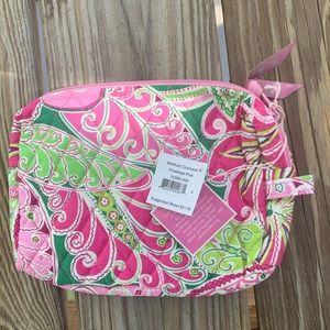 NWT Medium Cosmetic Bag